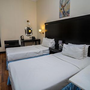 Camera standard con letto king size